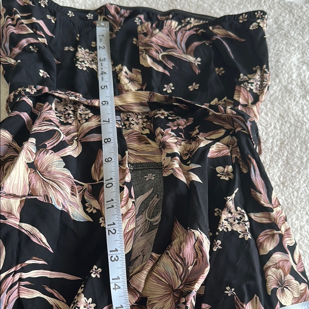 Black and Cream Ruffled Sweetheart Jumpsuit Size Small - Picture 8 of 13